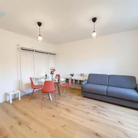 Economo B1 Tirabora Short Rent Appartement